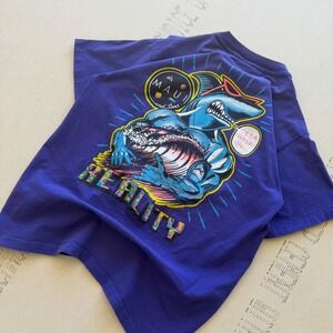 Vintage 90s Grail Maui and Sons Surf Shark T-shirt